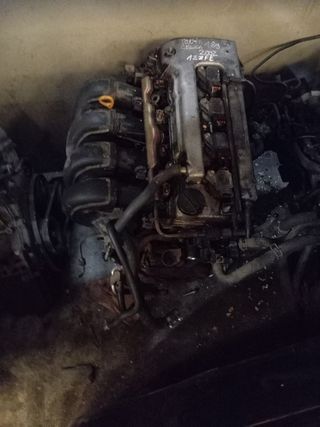 Despiece,Motor Toyota Celica 1ZZ-FE (2002)