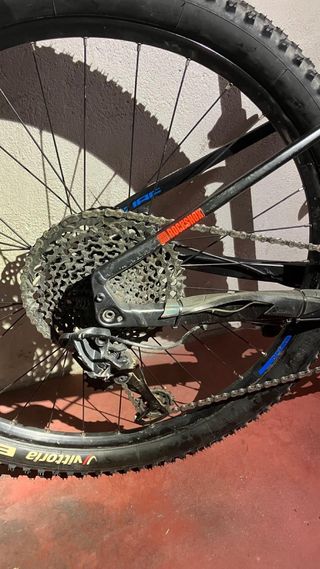 Bicicleta Cube Reaction Race 27.5