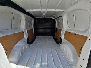 Alquiler Peugeot Expert