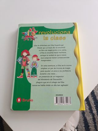 Kika Superbruja revoluciona la clase (Kika Supe...
