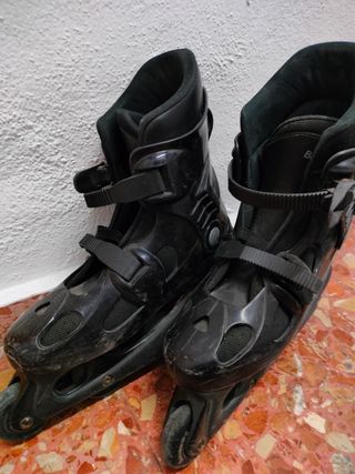 Patines en línea + rodilleras + coderas 