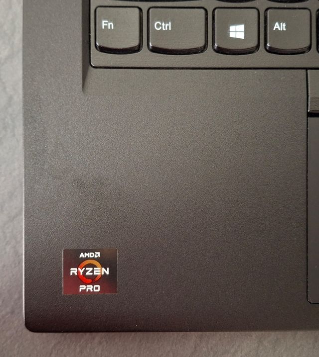 Lenovo ThinkPad Ryzen 5 Pro Disco solido 1000Gb