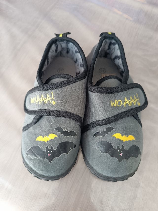 Zapatillas murciélago niño talla 27