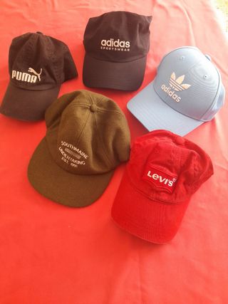 5 Gorras Adidas, Puma, Levi's