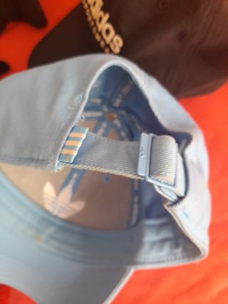 5 Gorras Adidas, Puma, Levi's