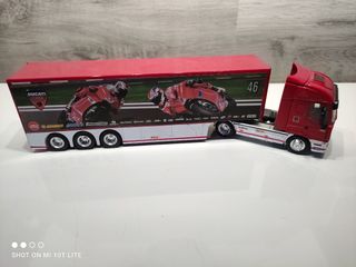 Camión juguete Iveco Ducati