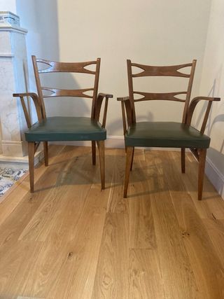 Sillones Mocholi Mid Century (2), Haya y sky verde