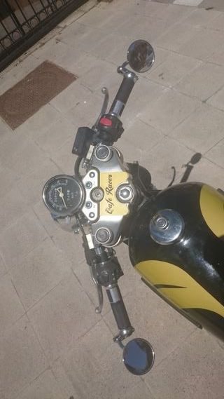 Suzuki TU 250 Cafe Racer