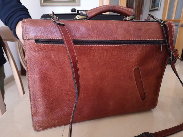 Borsa da lavoro in pelle marrone chiaro