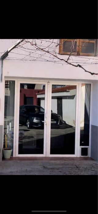 Puerta de aluminio 2 hojas