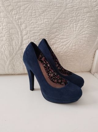 Zapatos tacón azul marino