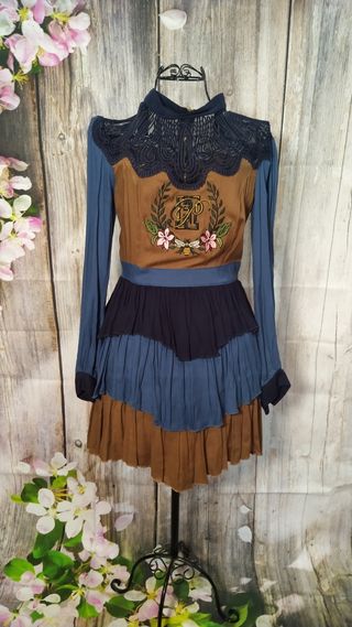 Vestido preppy azul y marrón
