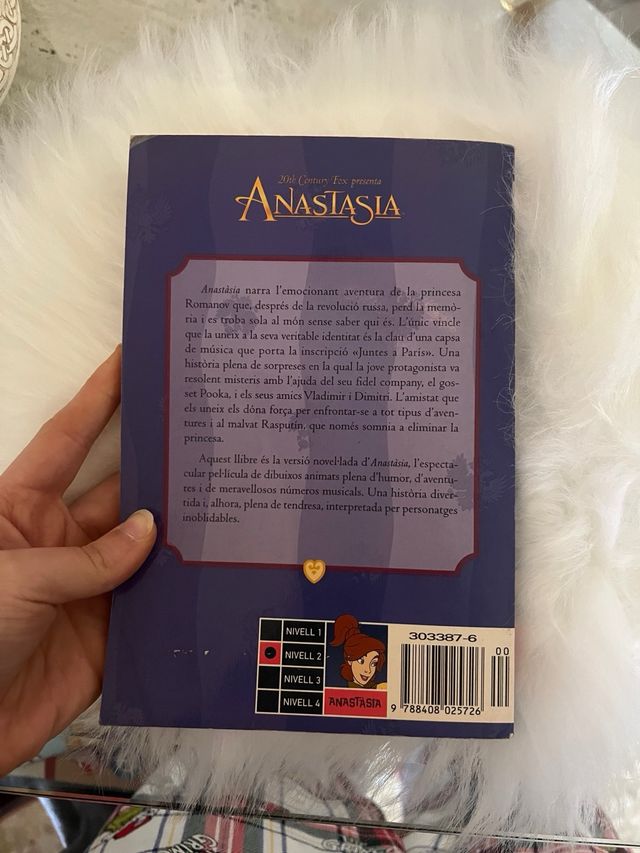 ANASTASIA.NOVELITZACIO AMB FOTOS DE LA (Anàstas...