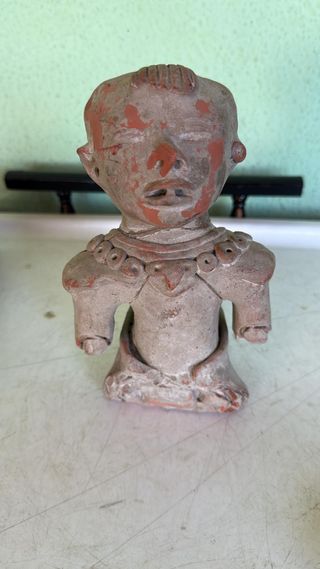 FIGURA EN BARRO AZTECA