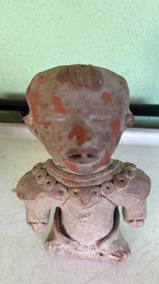FIGURA EN BARRO AZTECA