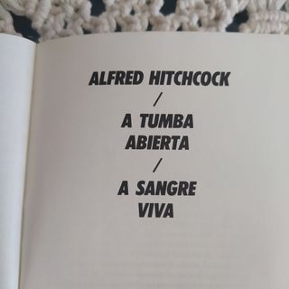 Libro A Tumba Abierta / A sangre viva año 1992