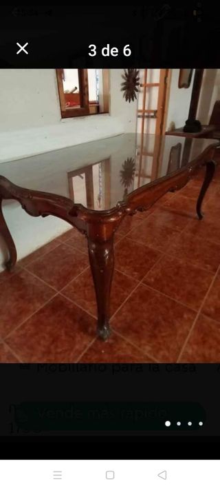 Mesa antigua regalo las sillas