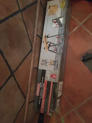 Mesa taller plegable Powerfix. hay dos.