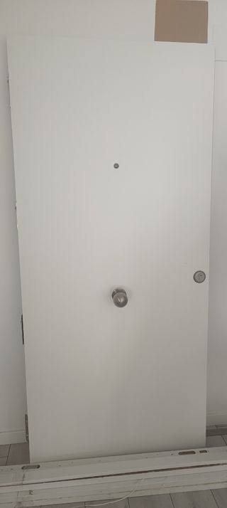 Puerta blindada blanca MCM