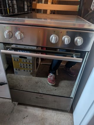 COCINA VITROCERAMICA 60CM DE 3 ZONAS C/HORNO ELÉCT