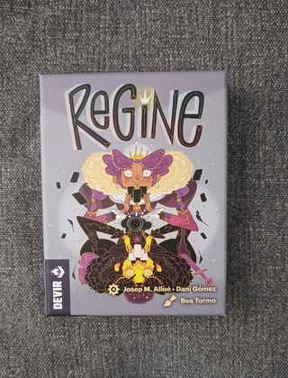 Regine juego de cartas.