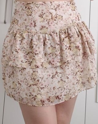 Falda corta flores Stradivarius