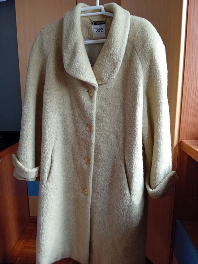 Abrigo TOYPES beige