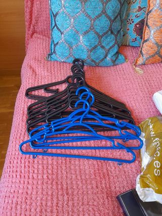 Perchas de plástico para ropa