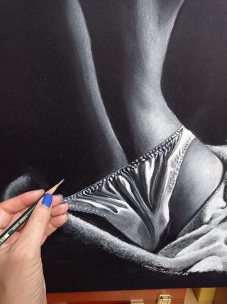 A mano 50x70 Negrita