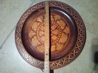piatto decorativo in legno