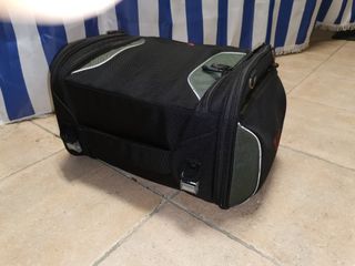 Borsone espandibile in ottime condizioni