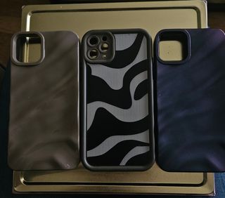 Lote 3 fundas iPhone 11 pro max. Están perfectas.