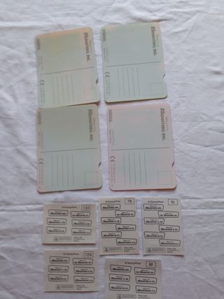 Monsters, 4 cartoline 3D e 5 stickers