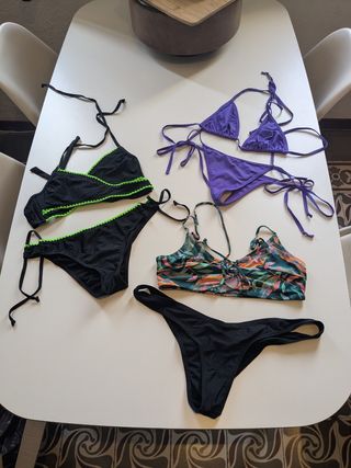 Bikinis 
1€