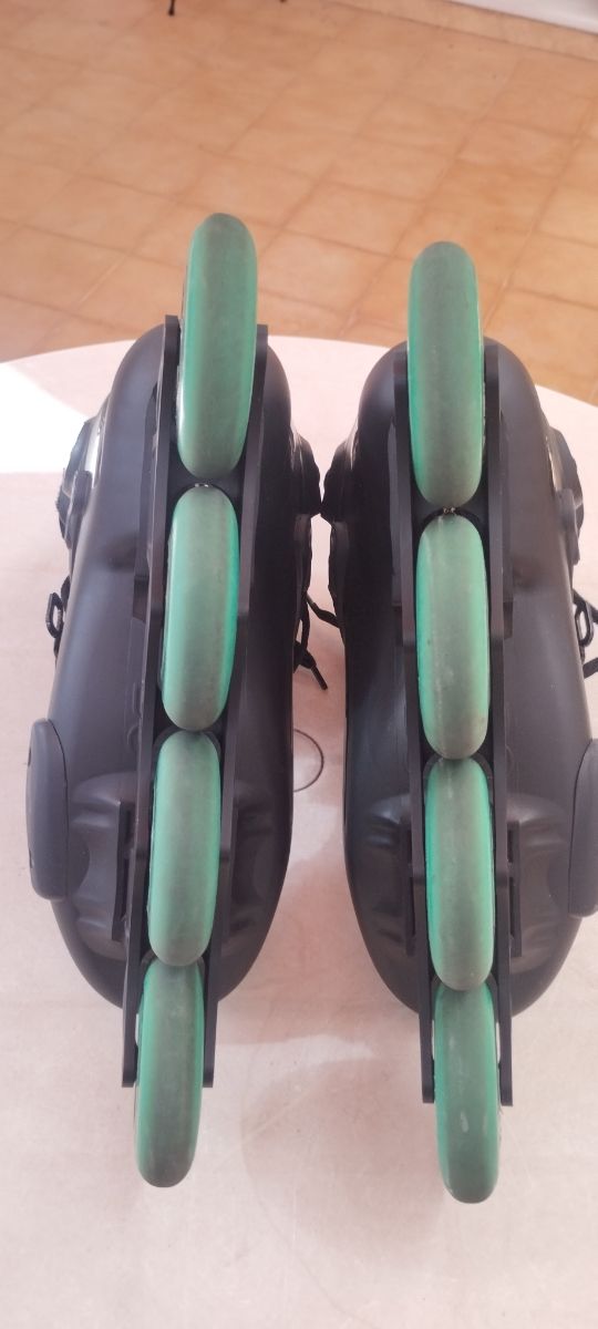 Patines ufr talla 45.