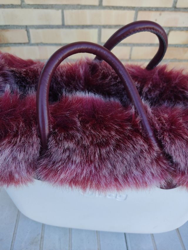 Bolso Obag grande, con accesorios, piel granate