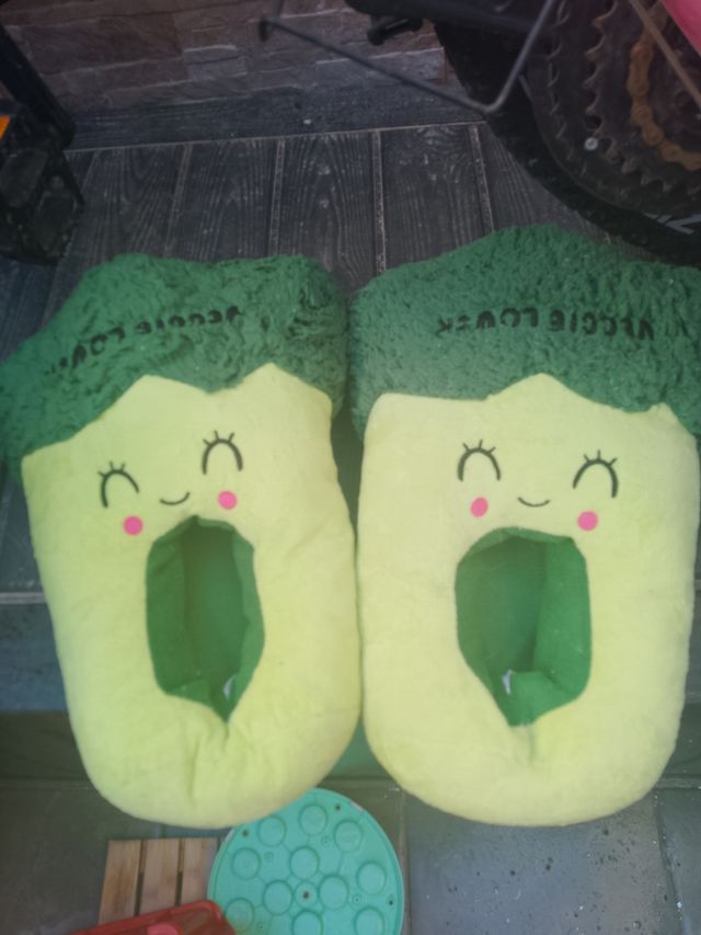 Zapatillas brócoli