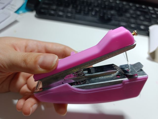 Mini Grapadora Costura Manual