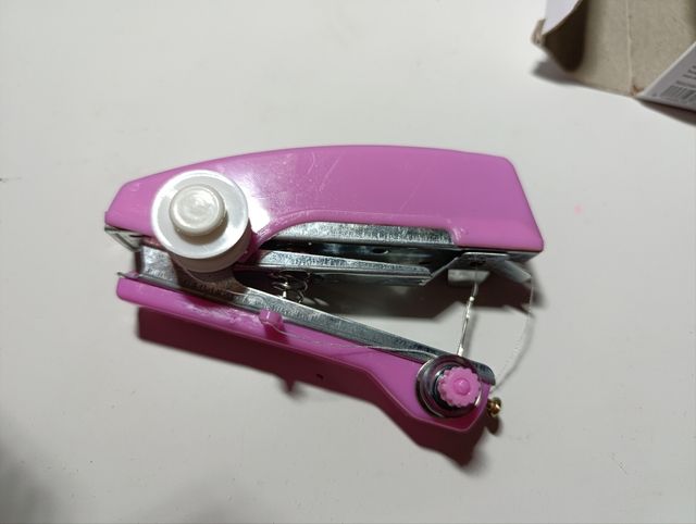 Mini Grapadora Costura Manual