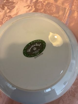 Zuppiera in porcellana bianca e grigia