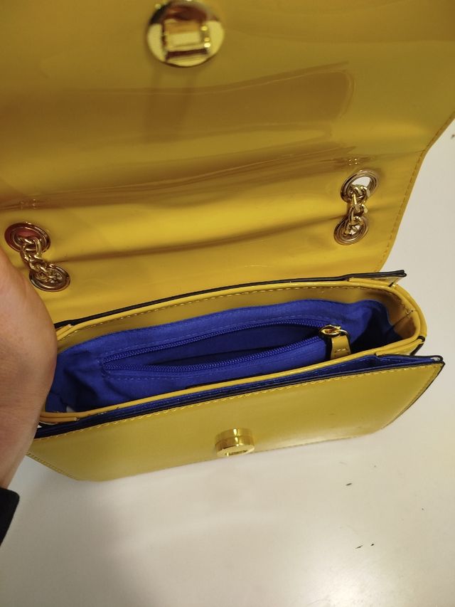 Bolso Amarillo