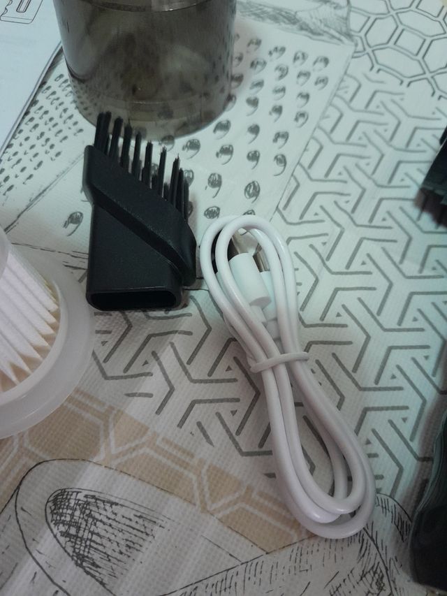 Aspirapolvere piccolo