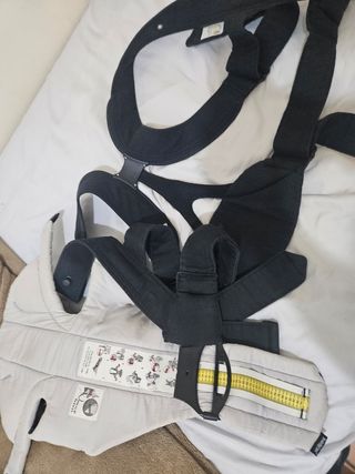 Babybjorn portabebés - Negro. Mochila porteo.