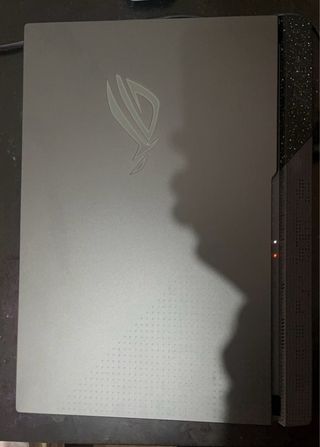 Asus Rog Strix G15 AMD R7 6800H RTX3060 16 GB 1 TB