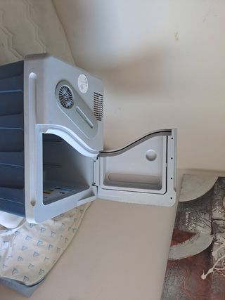 Nevera portátil para coche ,camión o caravana