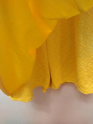 Mono Zara amarillo talla S