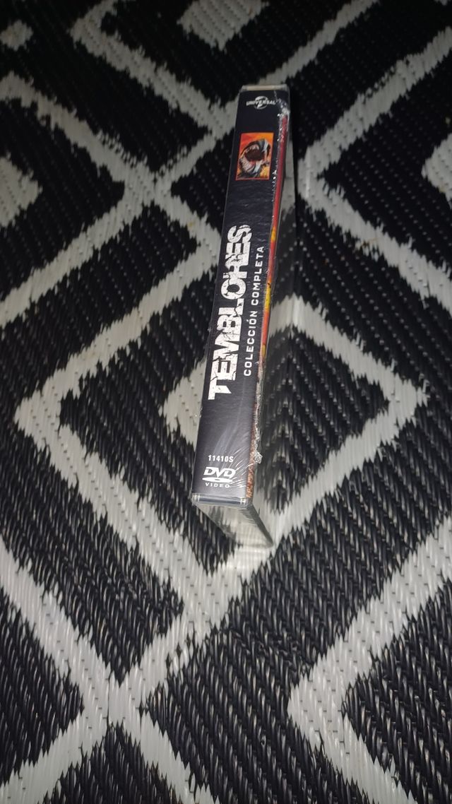 PRECINTADA ! SAGA  TEMBLORES COMPLETA DESCATALOGDA