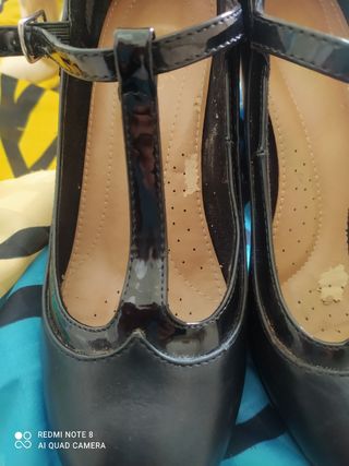 Zapatos salón negros piel