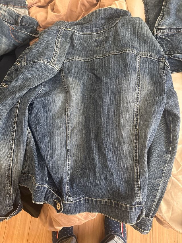 Giacca in denim blu prezzo trattabile