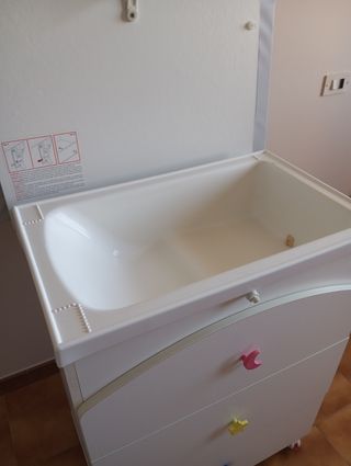 Bañera-cambiador.